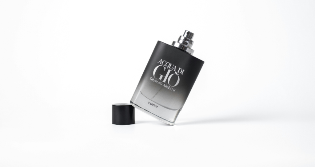 Acqua di Gio Giorgio Armani em destaque no site perfume e poesia