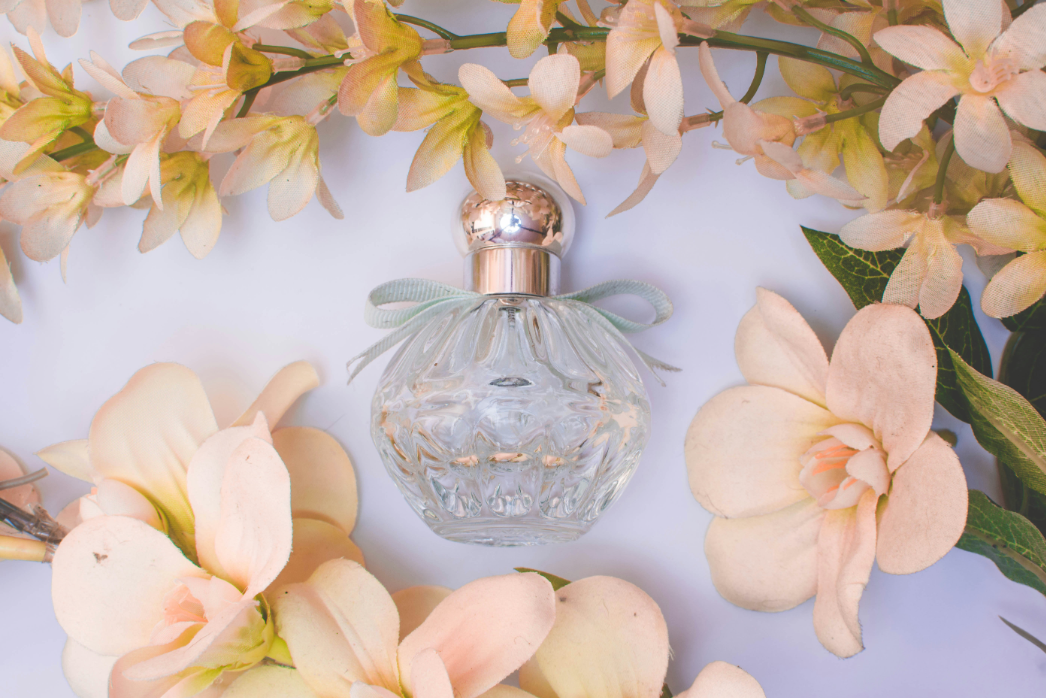 perfume em destaque no site Perfume & Poesia